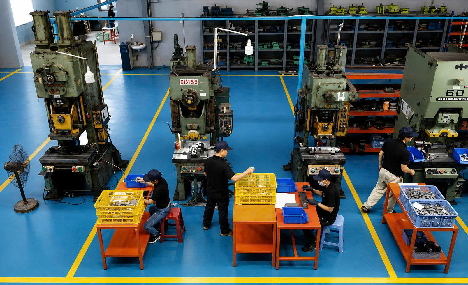 cắt d&acirc;y phay tiện CNC